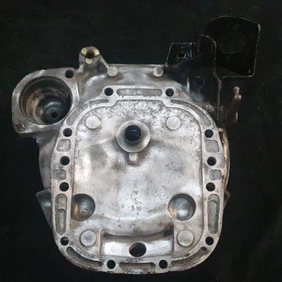 Complete reconditioned VW T3 T25 Petrol Bell housing with extra reinforcement, and HD clutch fork 091 301 071. Complete VW T3 T25 Late 2.1 and Syncro Petrol Bell housing Reconditioned with HD clutch fork 091 301 071
